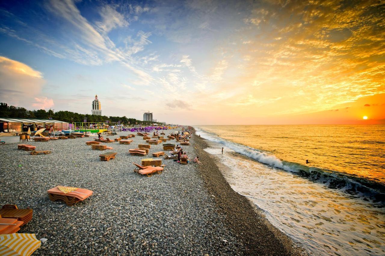 Sea ​​View In Orbi City Batumi Bagian luar foto