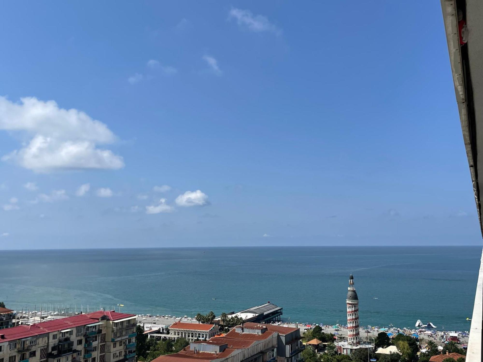 Sea ​​View In Orbi City Batumi Bagian luar foto