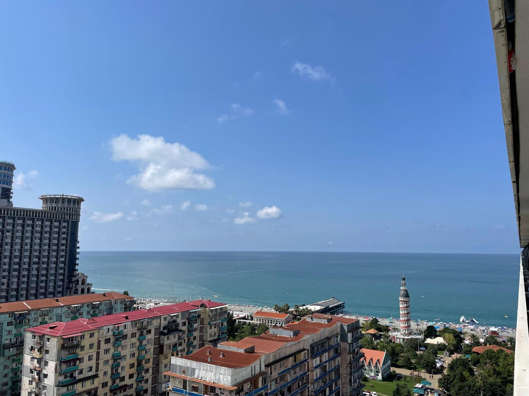 Sea ​​View In Orbi City Batumi Bagian luar foto