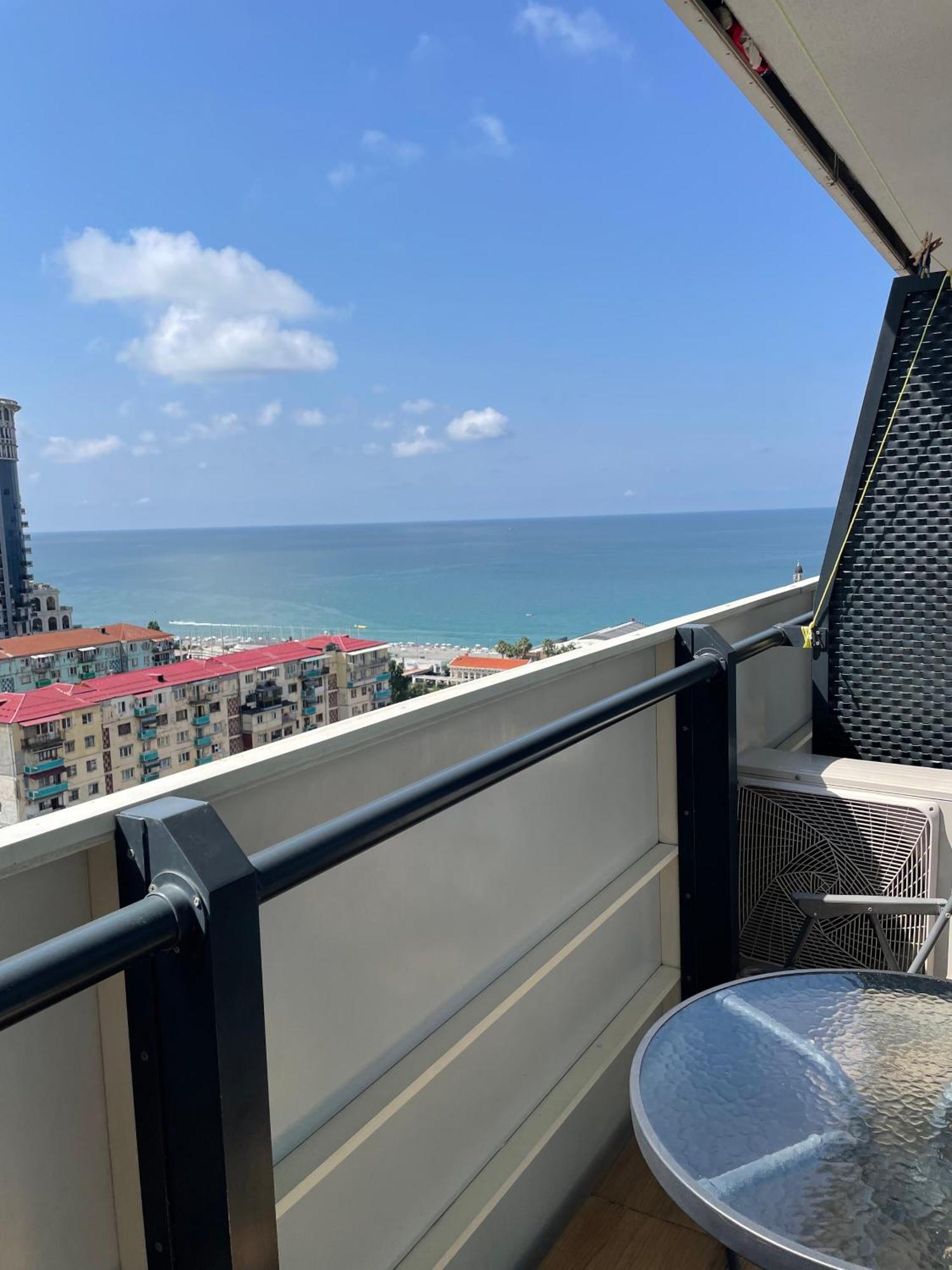 Sea ​​View In Orbi City Batumi Bagian luar foto