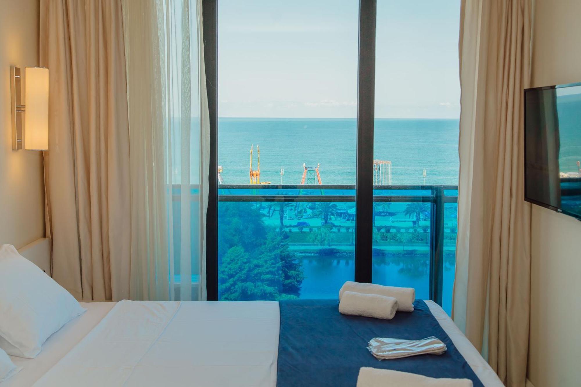 Sea ​​View In Orbi City Batumi Bagian luar foto